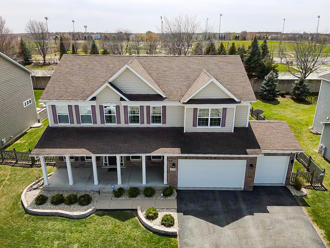 3740 Ryder Ct., Naperville, IL 60564