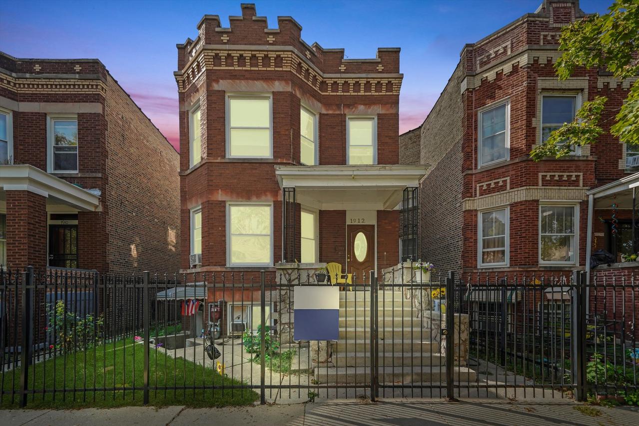 1912 N Lowell Ave., Chicago, IL 60639