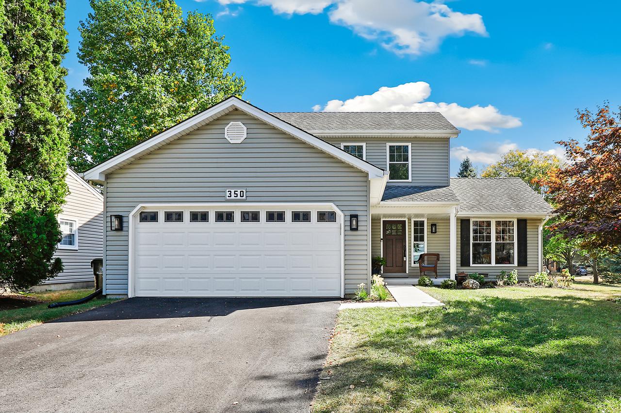 350 Pearson Cir., Naperville, IL 60563
