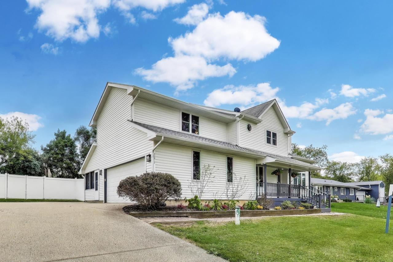 40217 N Sibley Dr., Antioch, IL 60002