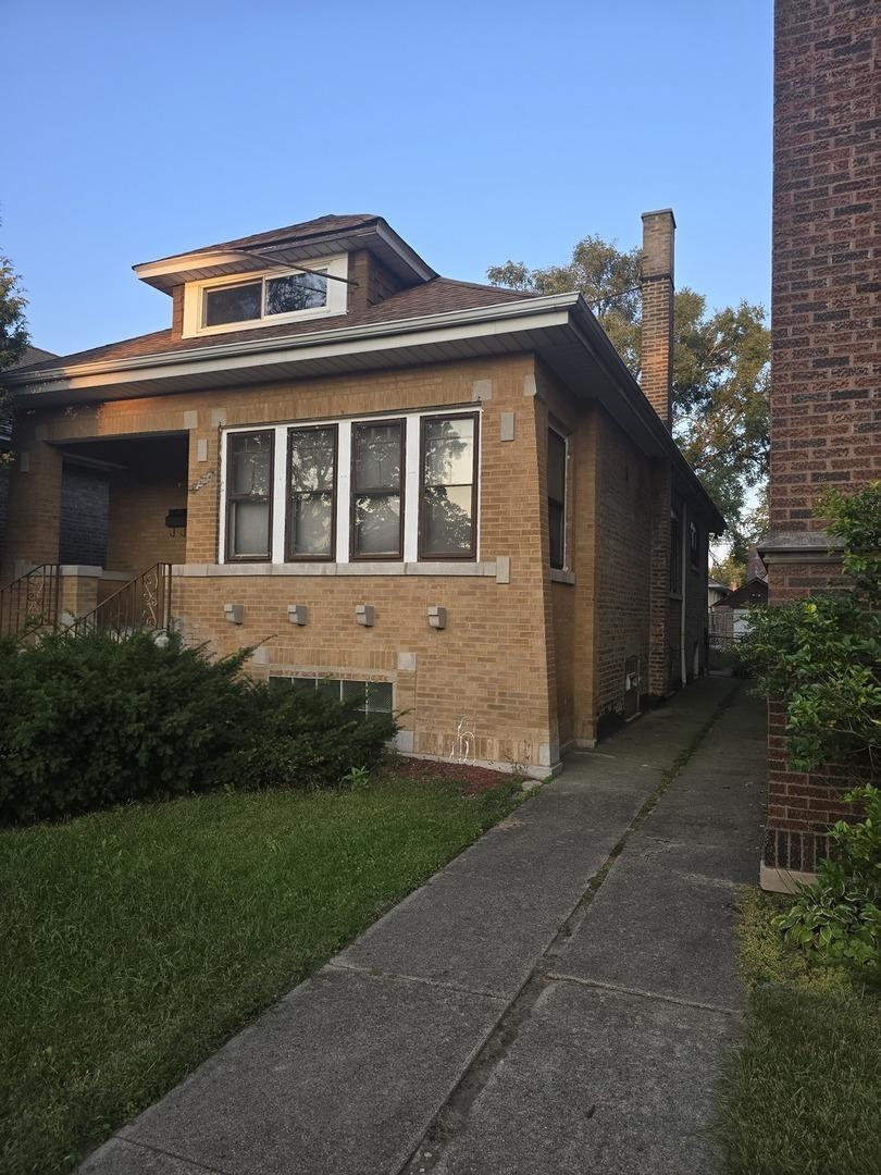 8223 S Merrill Ave., Chicago, IL 60617