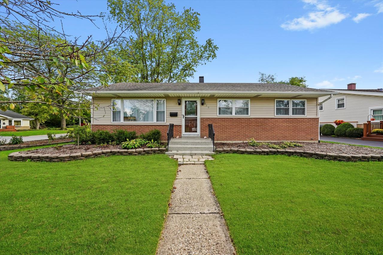 520 Craig Ave., Crete, IL 60417