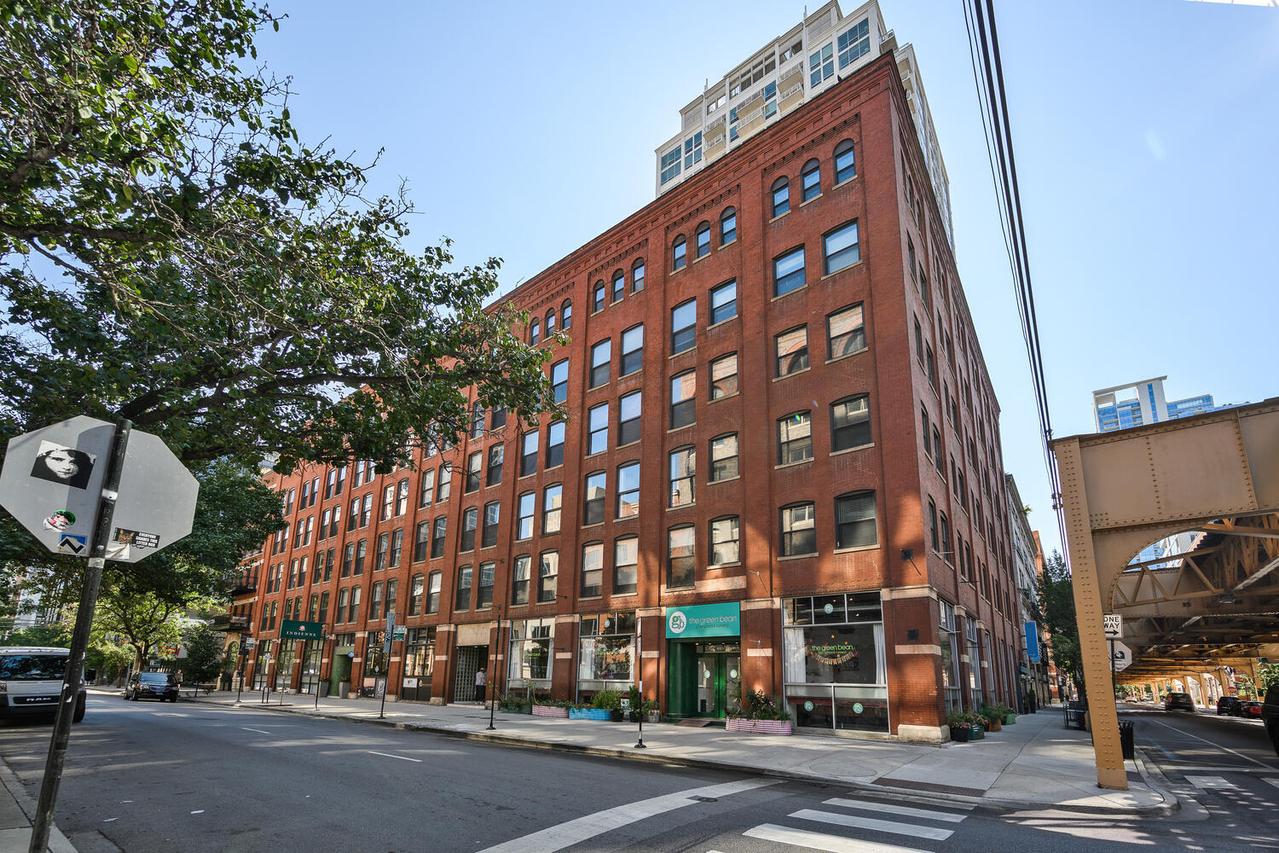 225 W Huron St. #505, Chicago, IL 60654