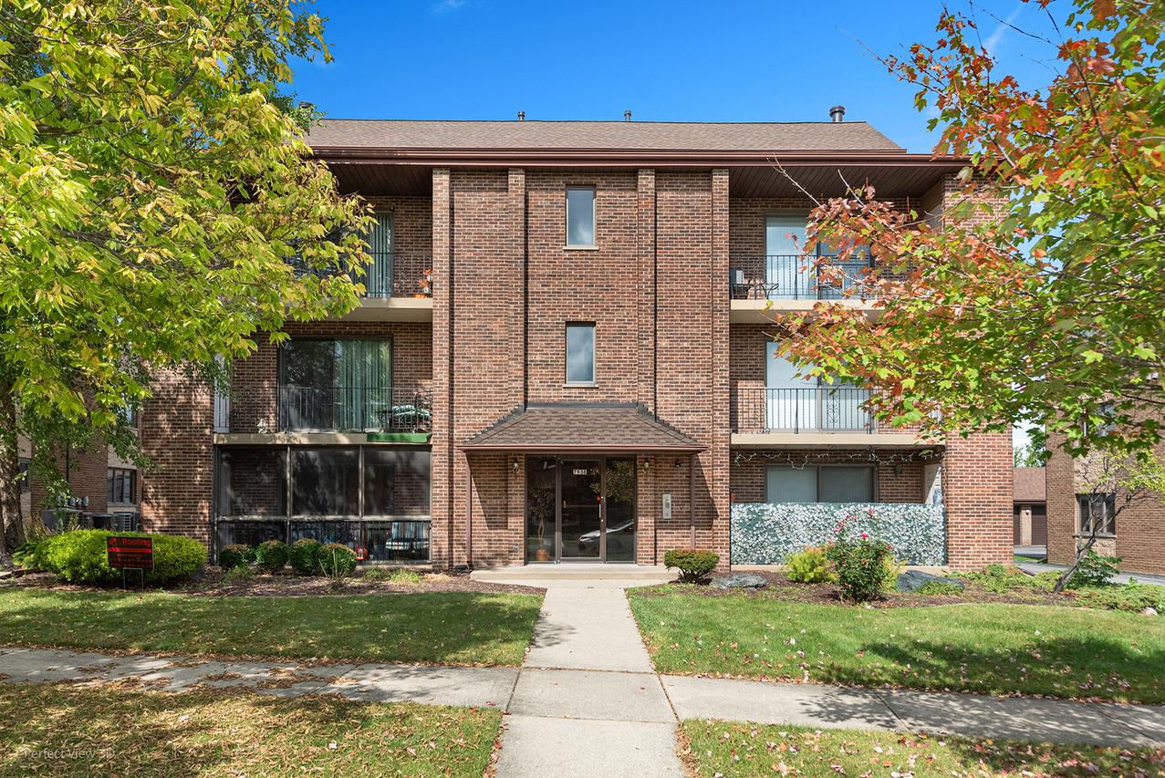 7938 Paxton Ave. #3E, Tinley Park, IL 60477