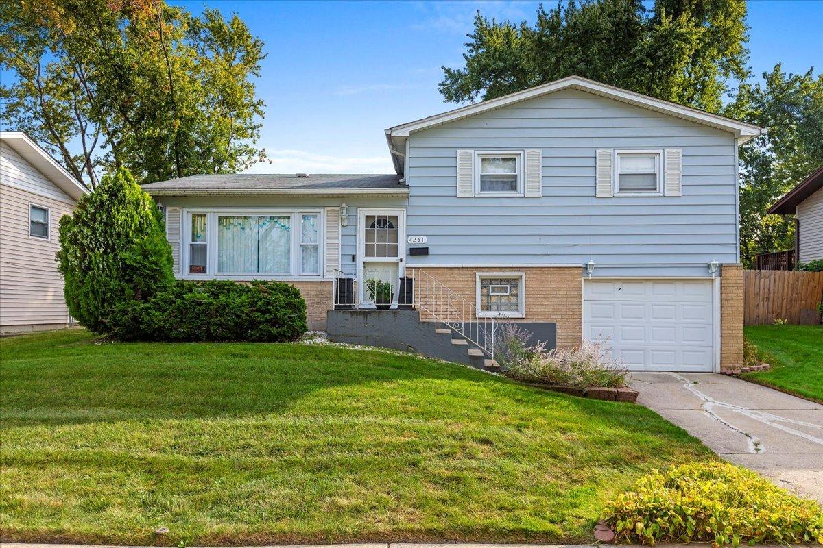 4251 190th Pl., Country Club Hills, IL 60478