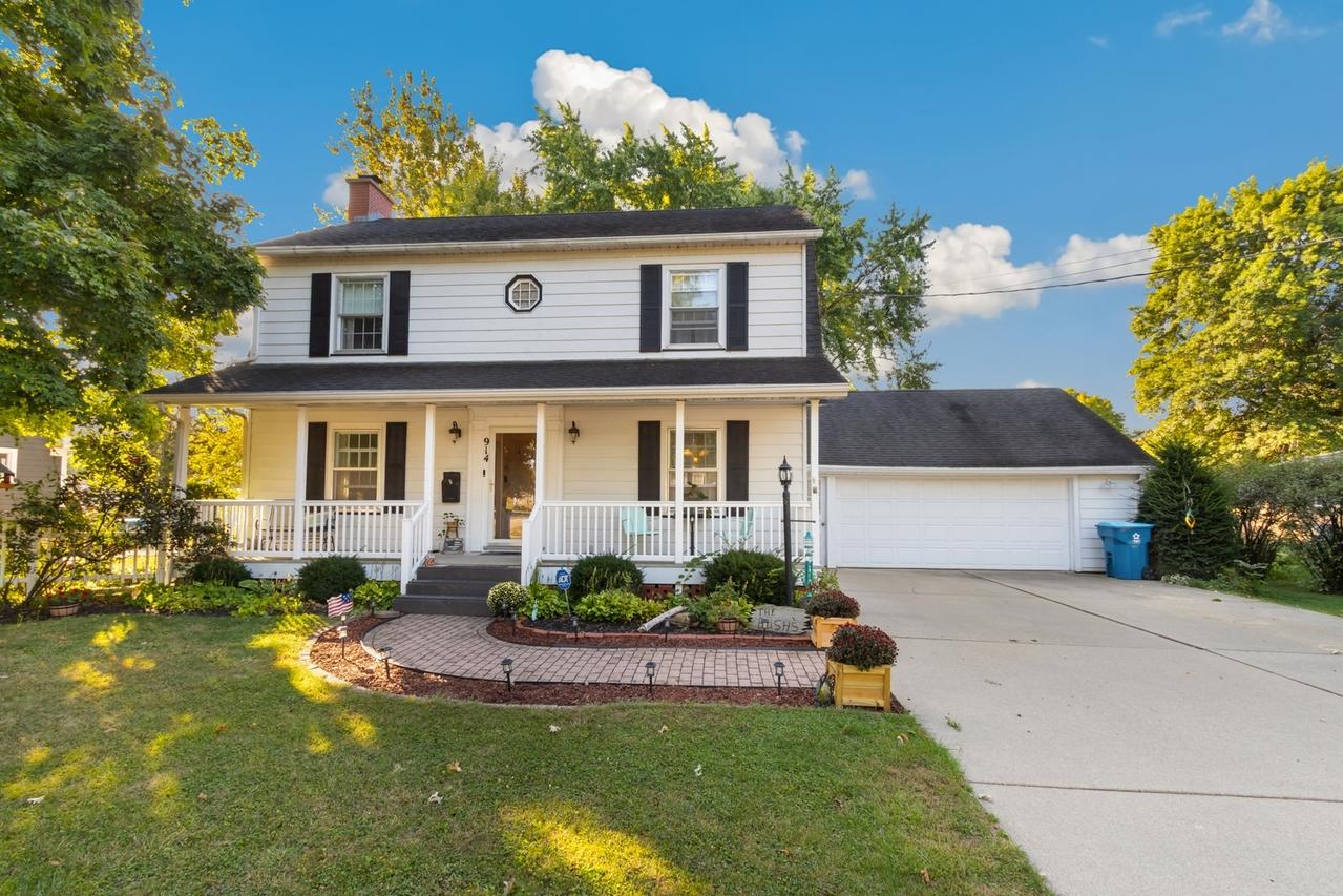 914 E Chamberlin St., Dixon, IL 61021
