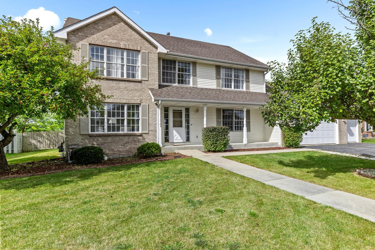 806 Bliss St., Belvidere, IL 61008