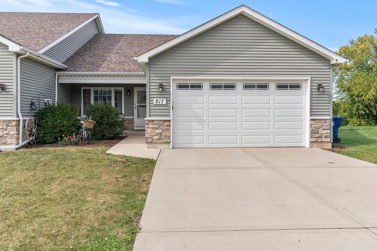 817 Casey Dr., Minooka, IL 60447