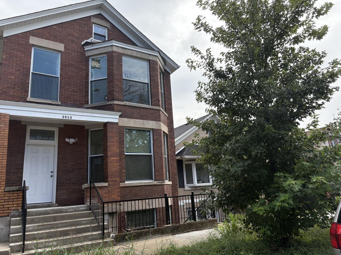 3513 S Seeley Ave., Chicago, IL 60609