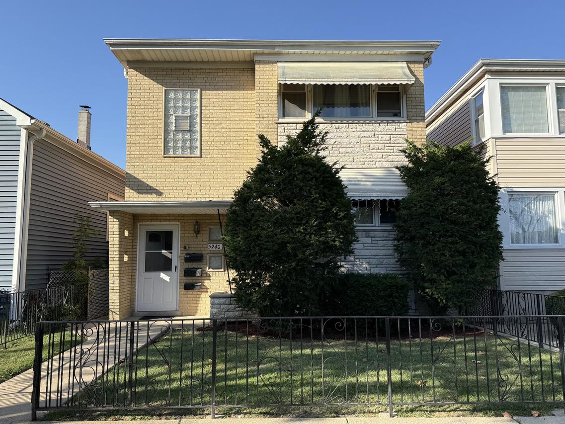 5940 W Wilson Ave., Chicago, IL 60630