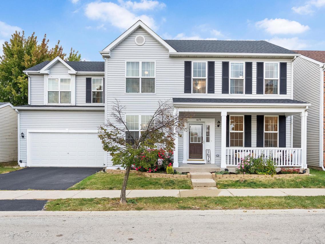 1678 Walnut Park Ln., Aurora, IL 60504