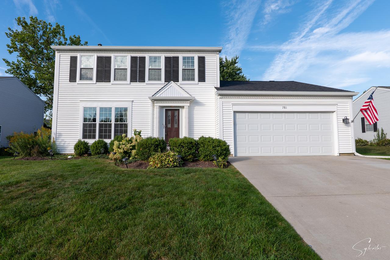 781 Edelweiss Dr., Lake Zurich, IL 60047