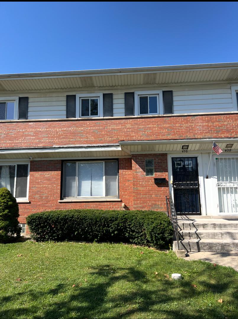430 Oak St., Des Plaines, IL 60016