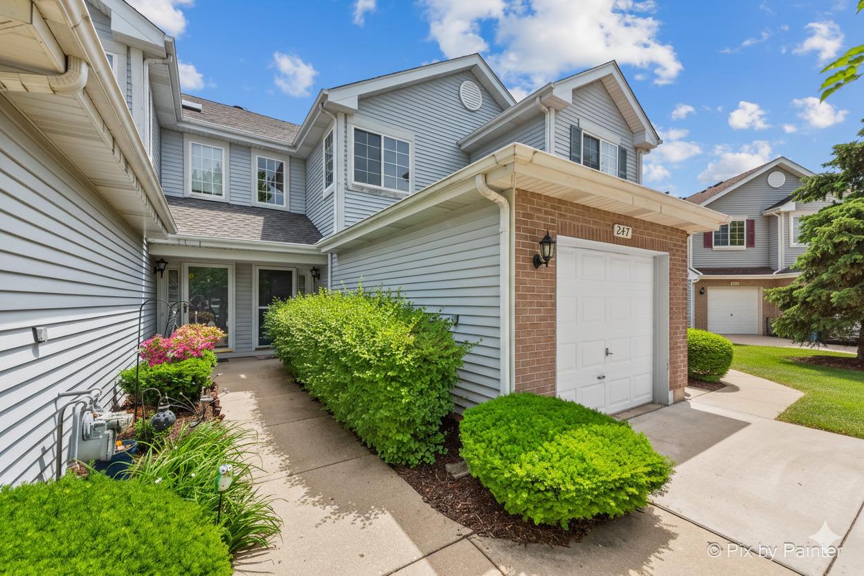 247 Camel Bend Ct., Schaumburg, IL 60194