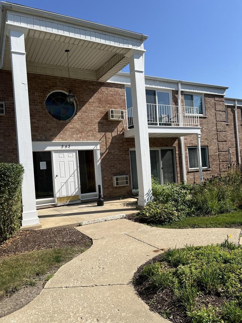 543 Burlington Ave. #112E, Downers Grove, IL 60515