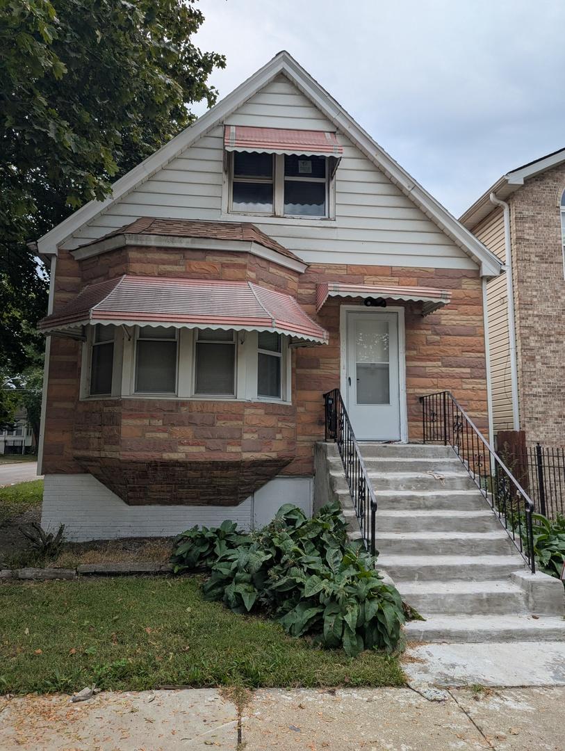 8601 S Kingston Ave., Chicago, IL 60617