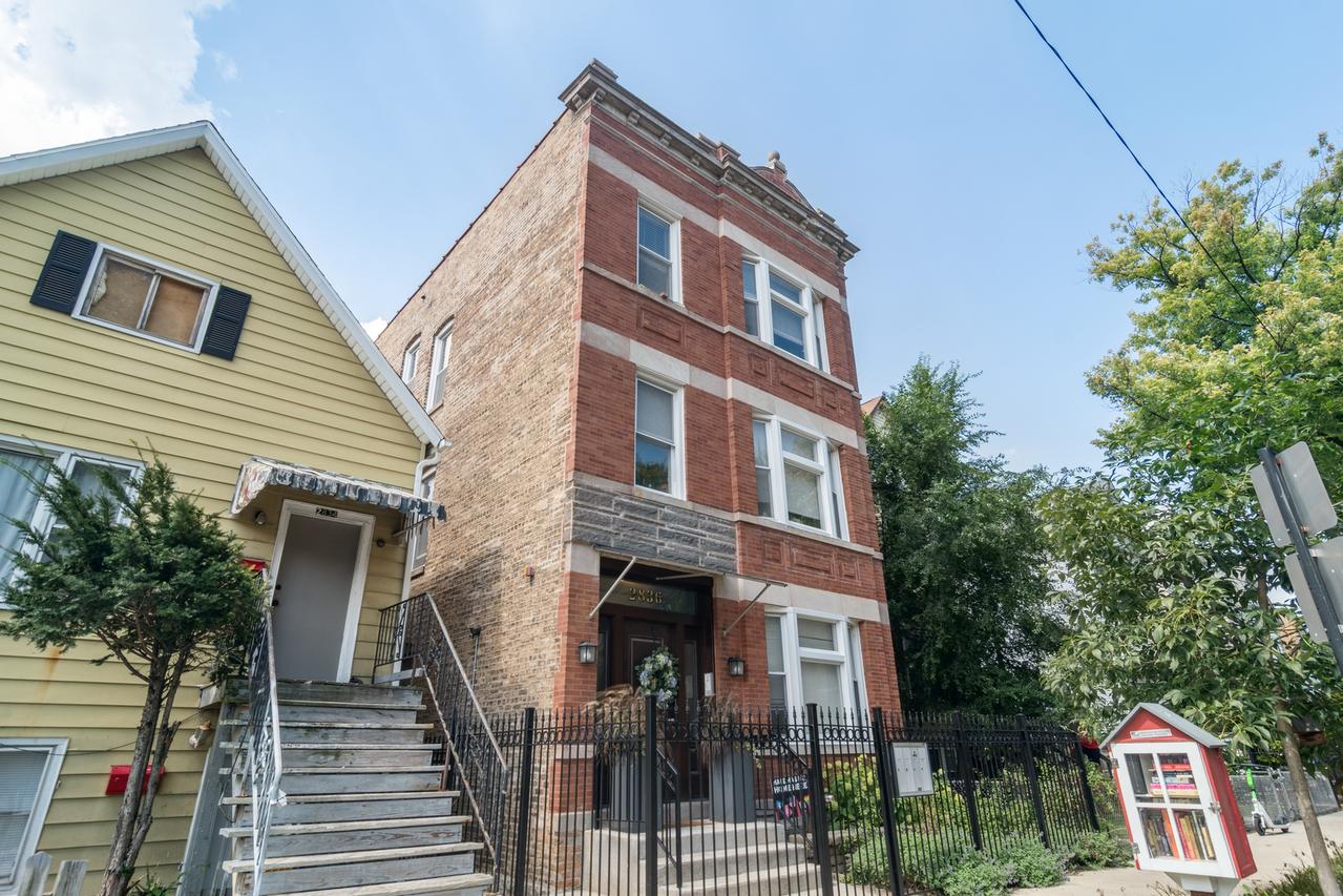 2836 N Drake Ave., Chicago, IL 60618