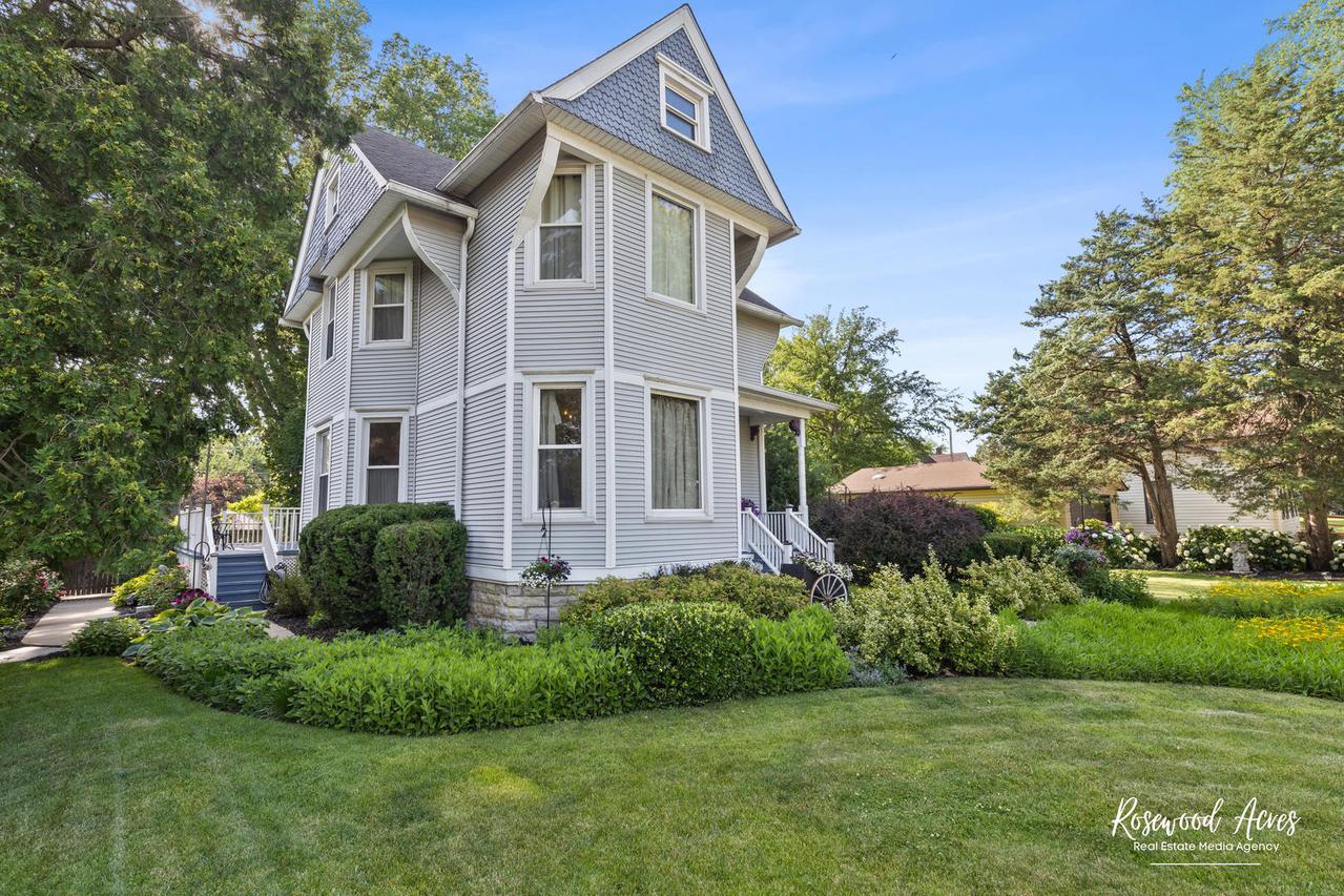 217 N Maple St., Momence, IL 60954