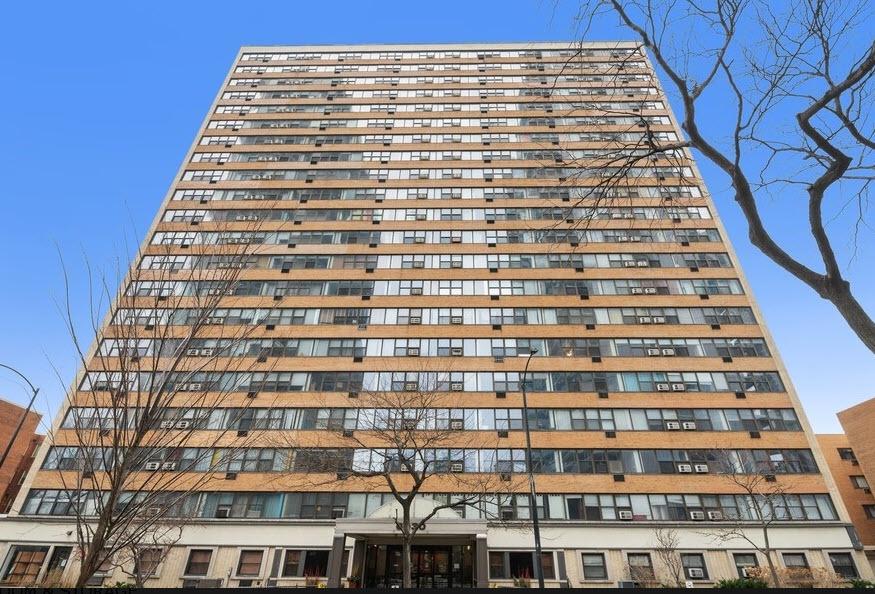 6030 N Sheridan Rd. #1007, Chicago, IL 60660