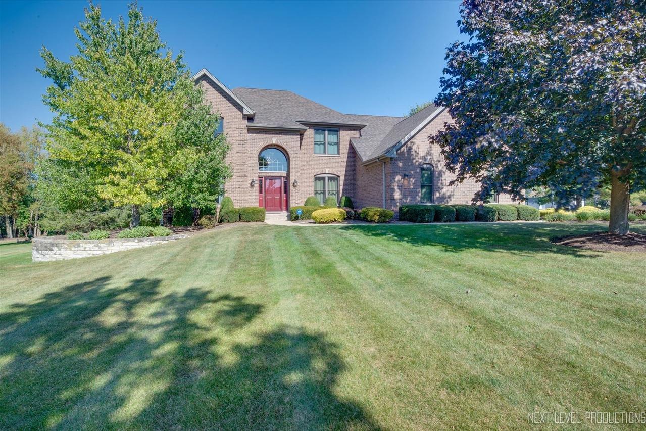 5N533 Prairie Springs Dr., St. Charles, IL 60175