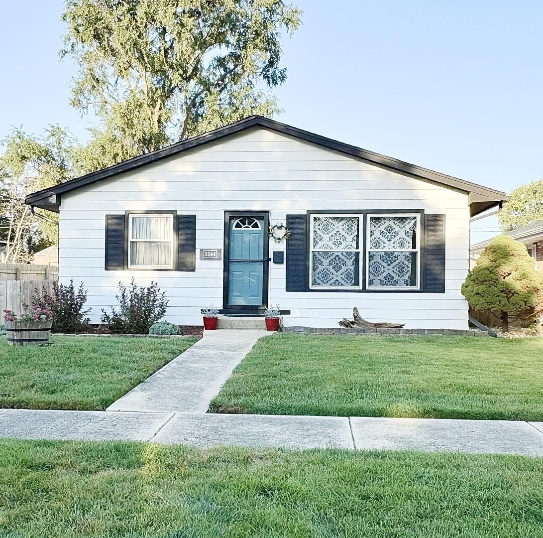 3144 Phillips Ave., Steger, IL 60475