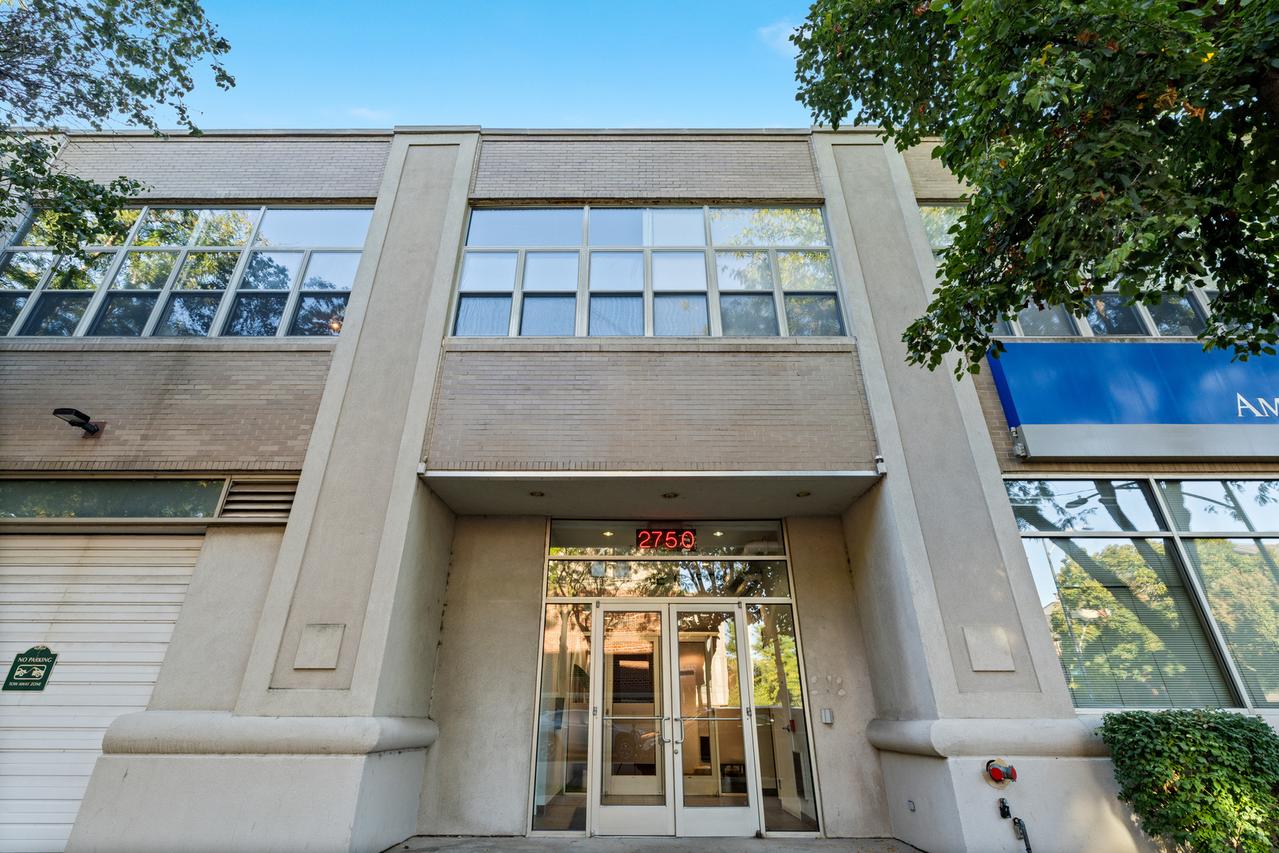 2750 N Wayne Ave. #A, Chicago, IL 60614