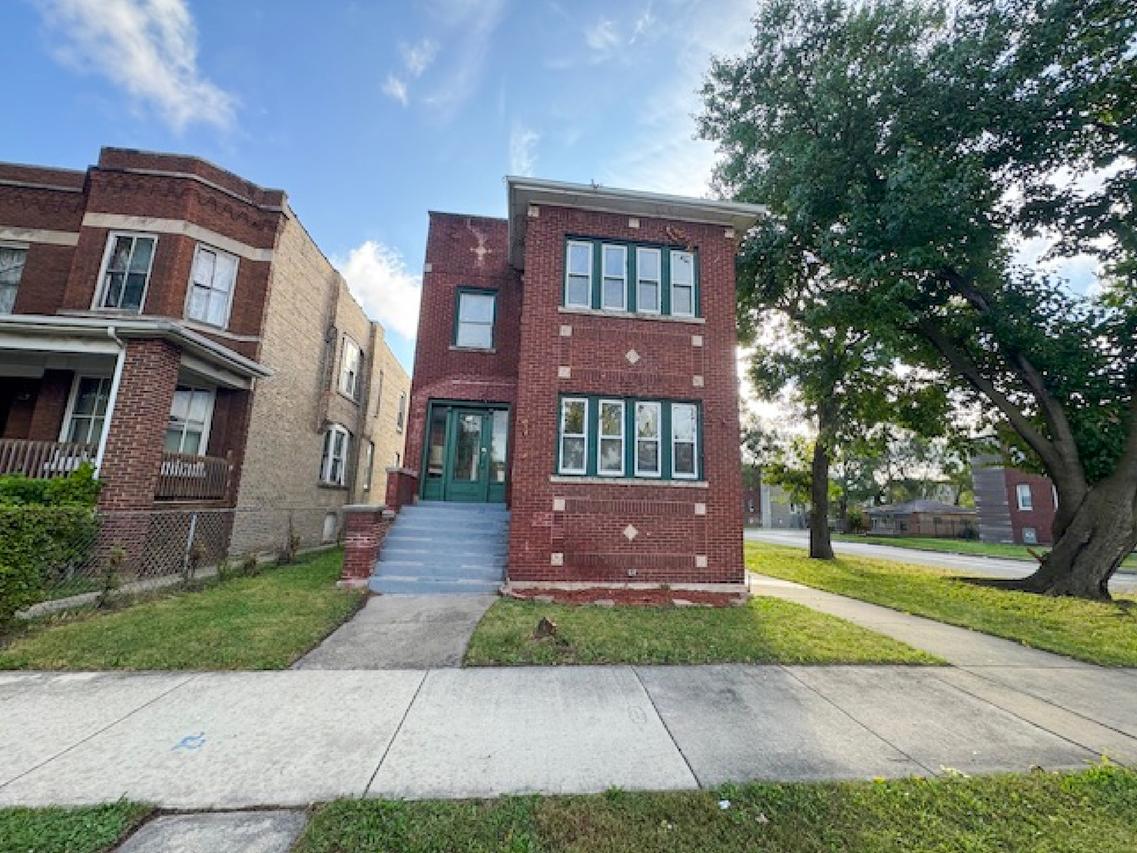 201 N Lamon Ave., Chicago, IL 60644