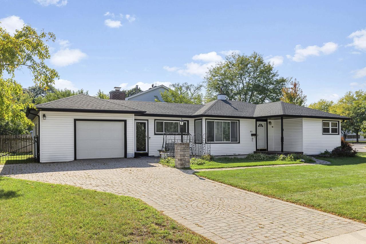 2611 South St., Rolling Meadows, IL 60008