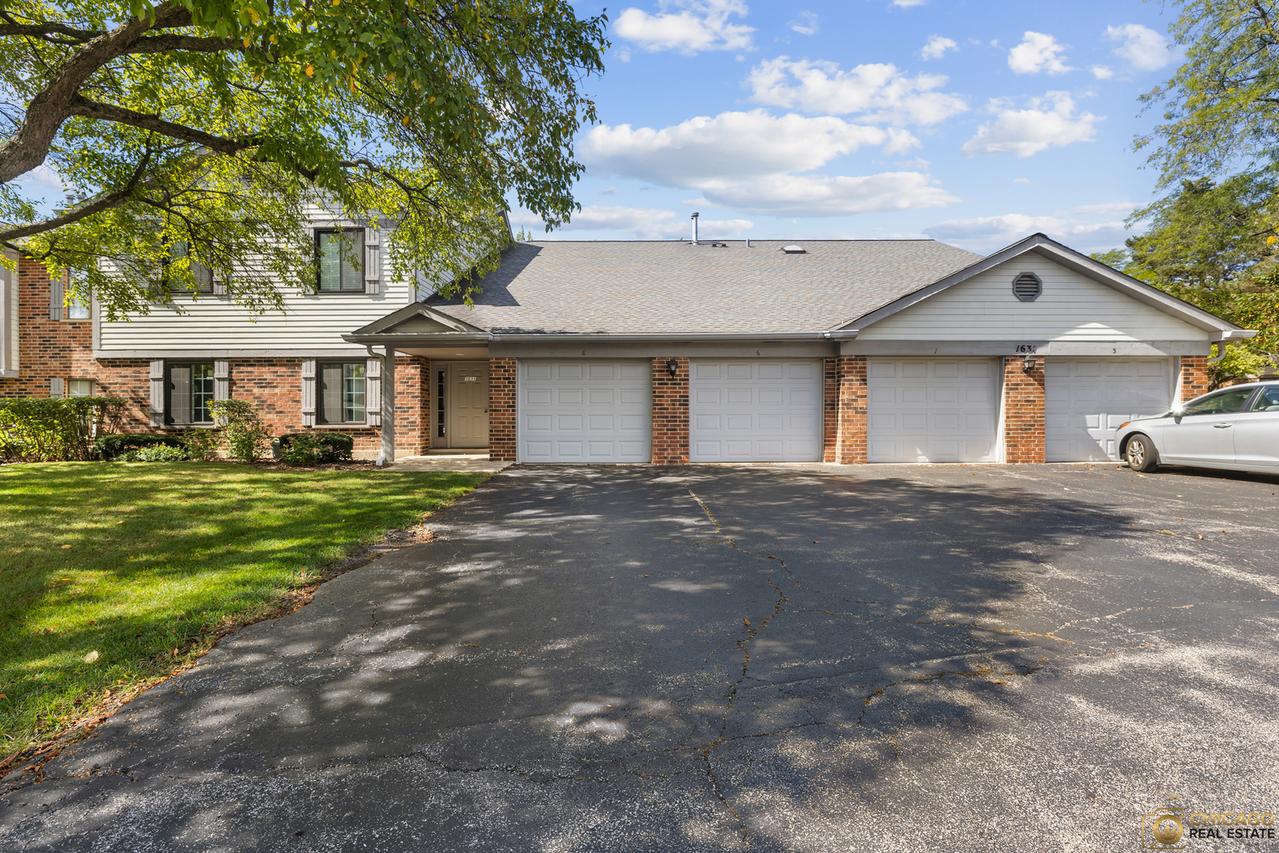 1631 W Partridge Ct. #8, Arlington Heights, IL 60004
