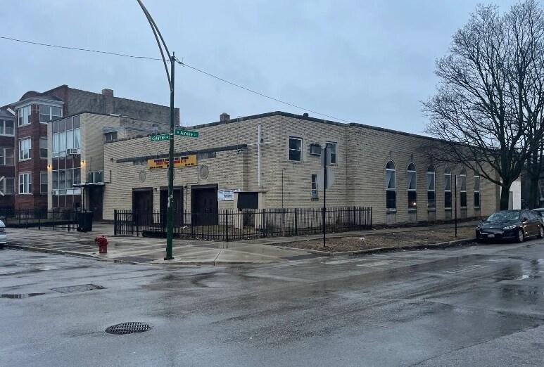 4854 N Sawyer Ave., Chicago, IL 60625