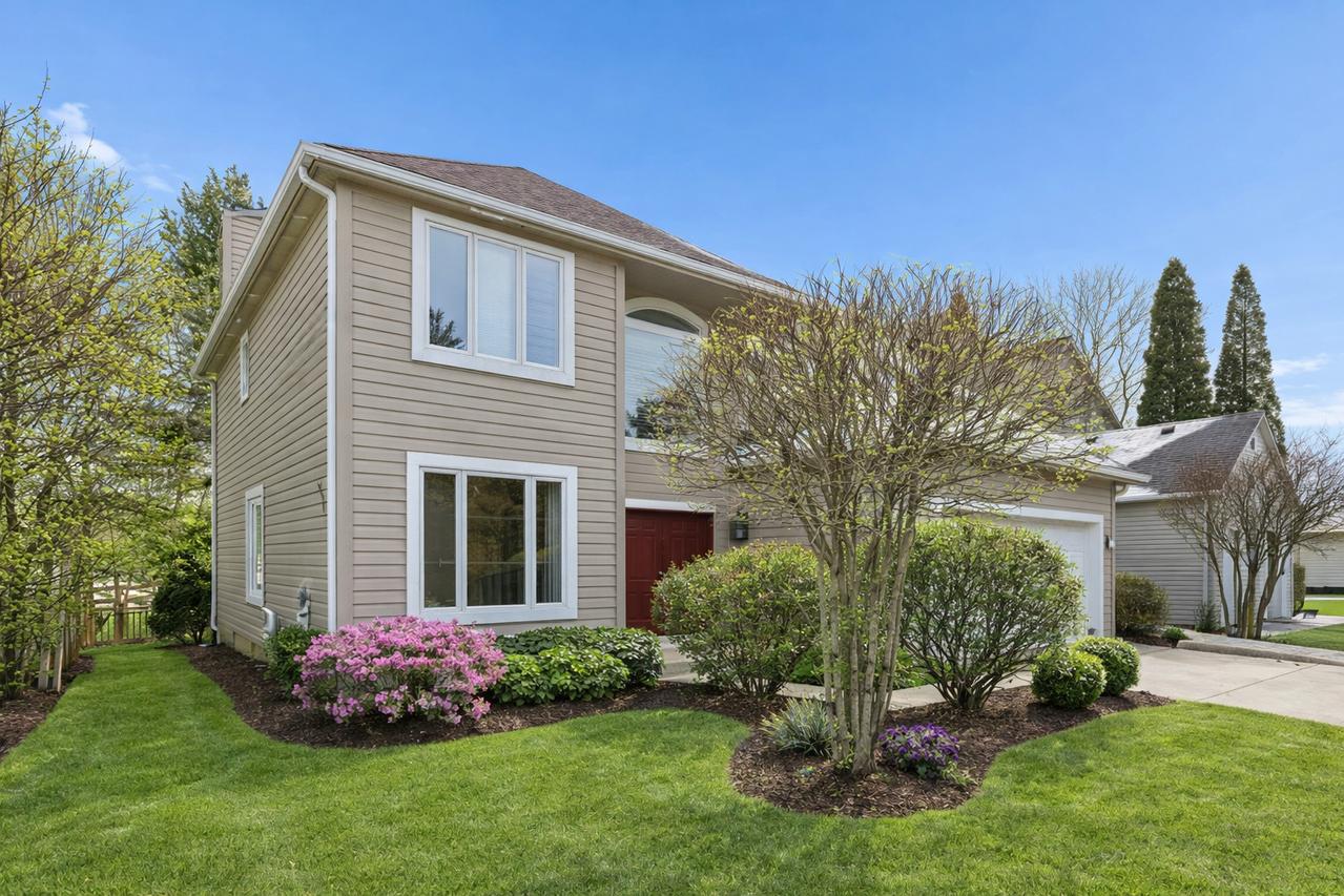 980 Half Day Rd., Highland Park, IL 60035