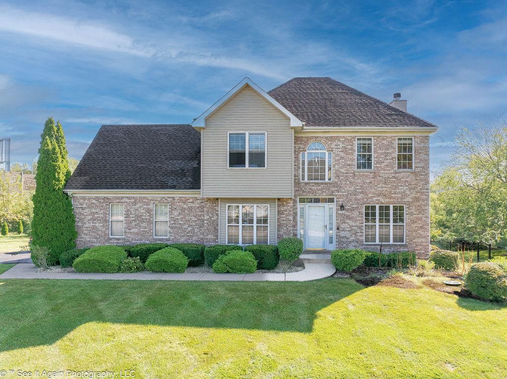 1705 Seward St., Roselle, IL 60172