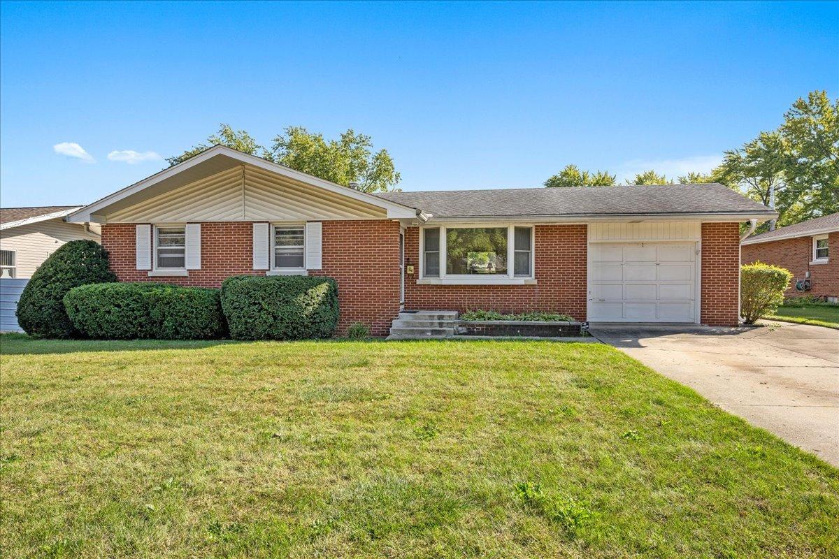 328 W State St., North Aurora, IL 60542