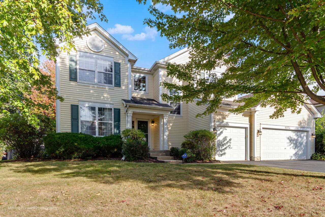6074 Frank Dr., Hoffman Estates, IL 60192