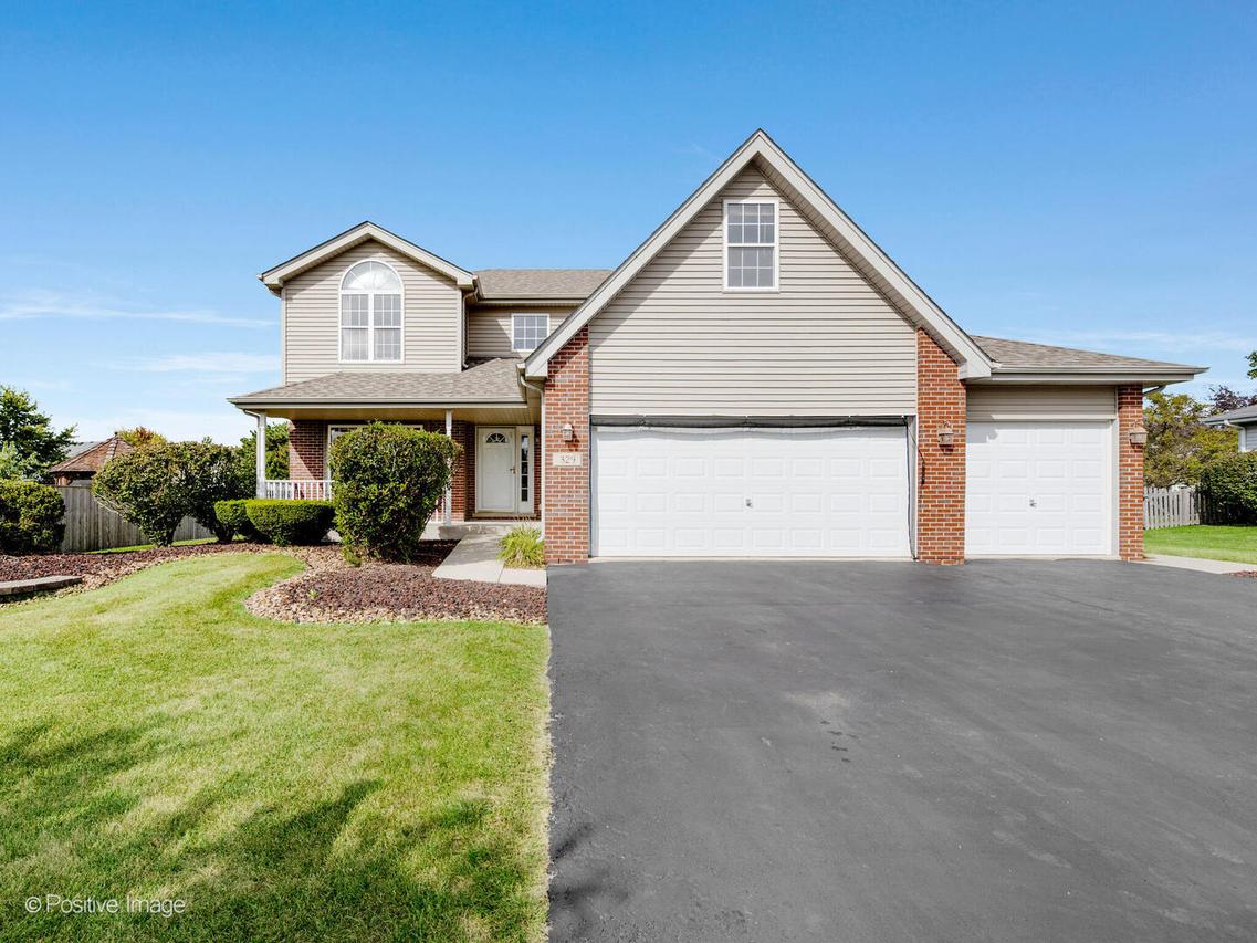 329 Hancock Dr., New Lenox, IL 60451