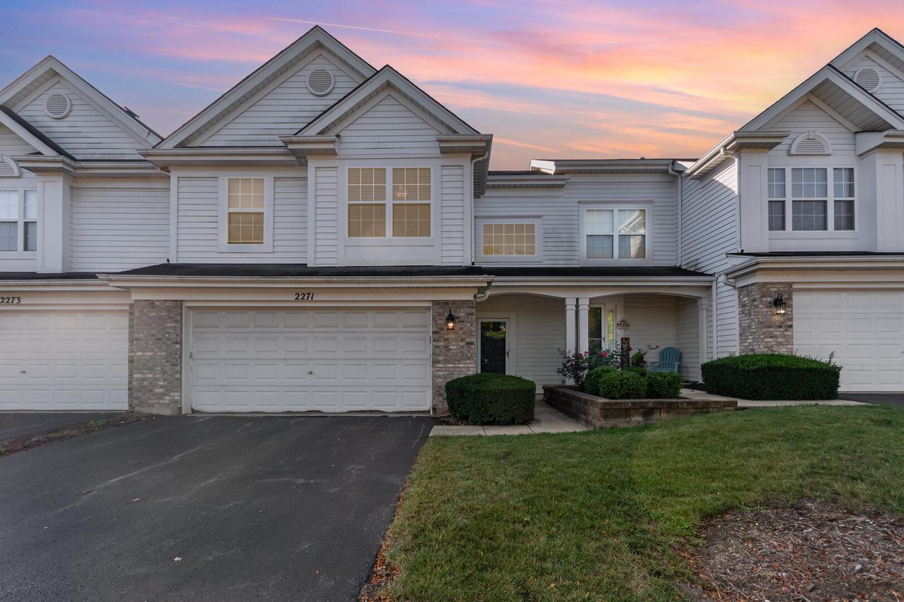 2271 Scott Ln., Aurora, IL 60502