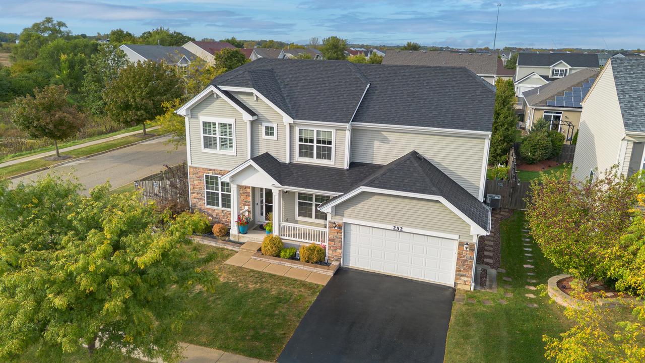 252 Purcell Rd., Volo, IL 60073