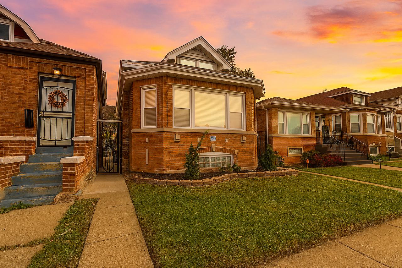 8734 S Honore St., Chicago, IL 60620