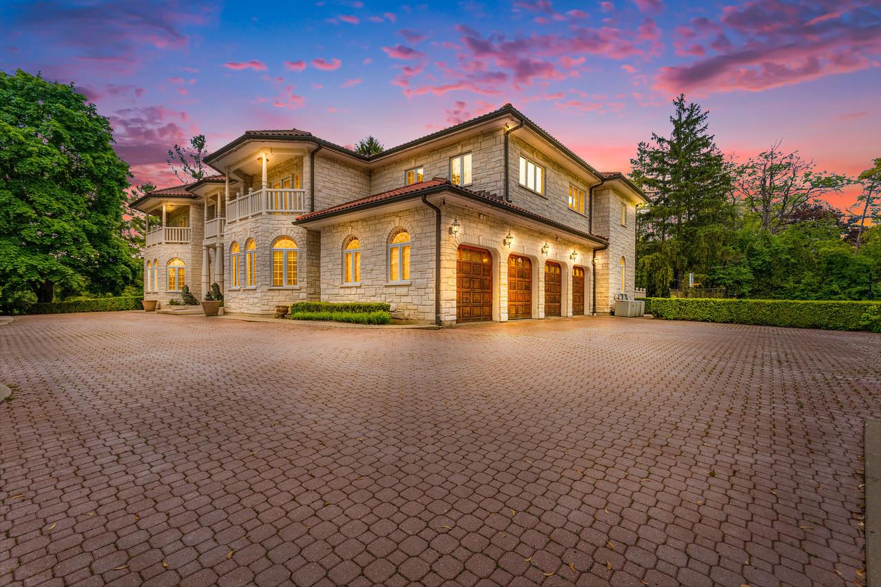 1020 Evergreen Dr., Lake Forest, IL 60045