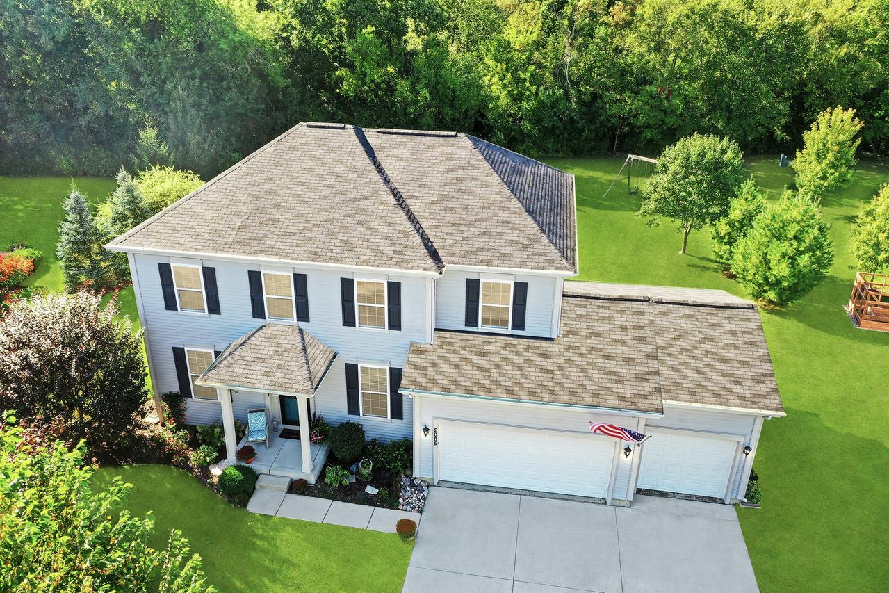 2085 Walnut Glen Blvd., Island Lake, IL 60042