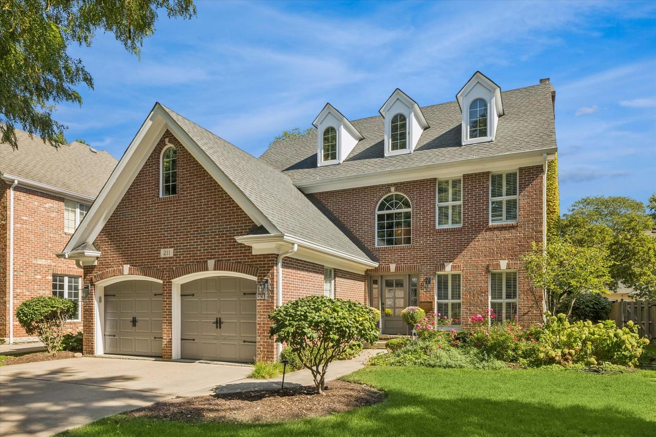 211 Justina St., Hinsdale, IL 60521