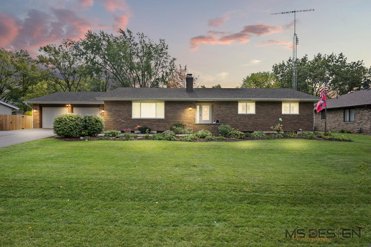 224 Dunkery Dr., Sycamore, IL 60178