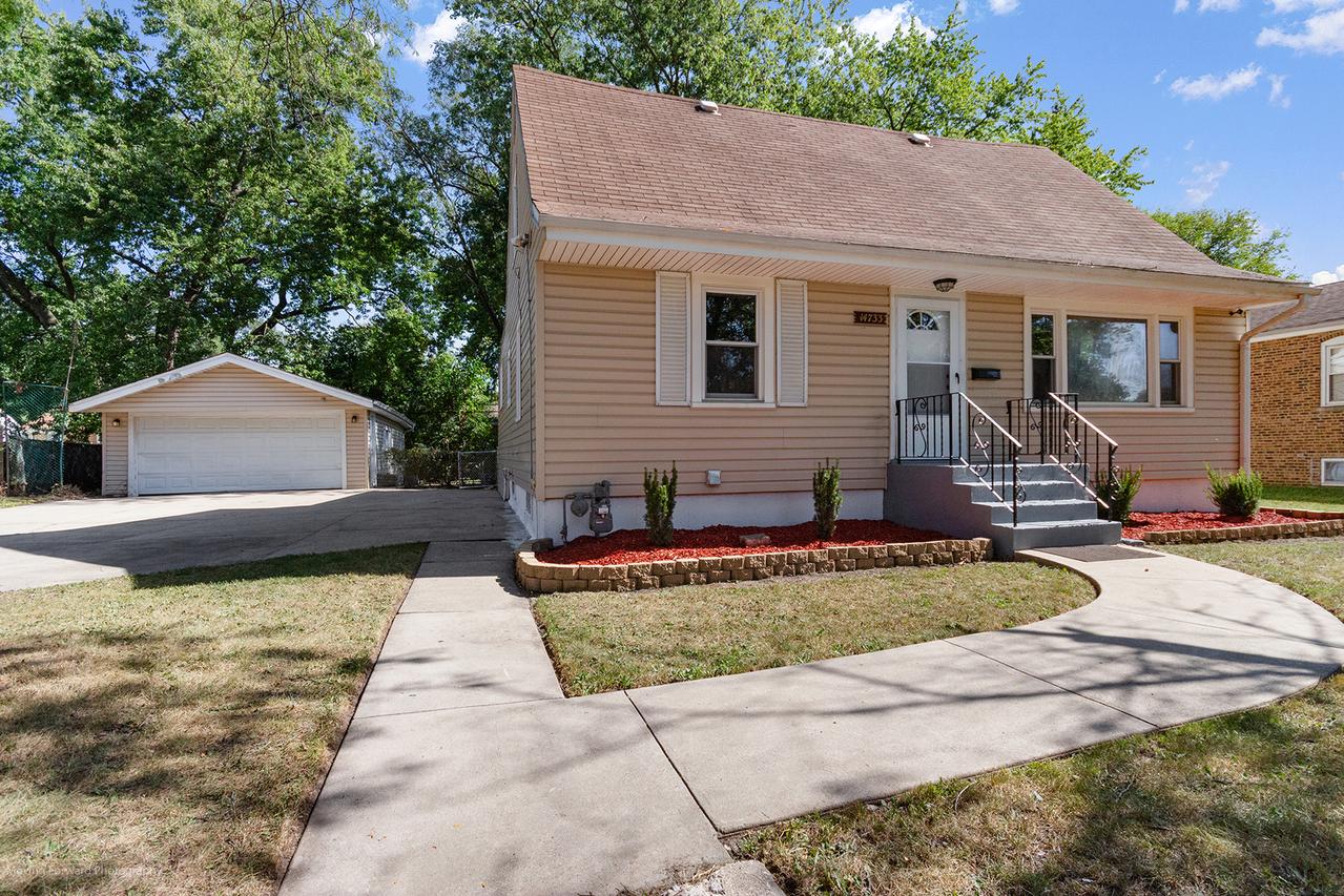 14733 Clark St., Dolton, IL 60419