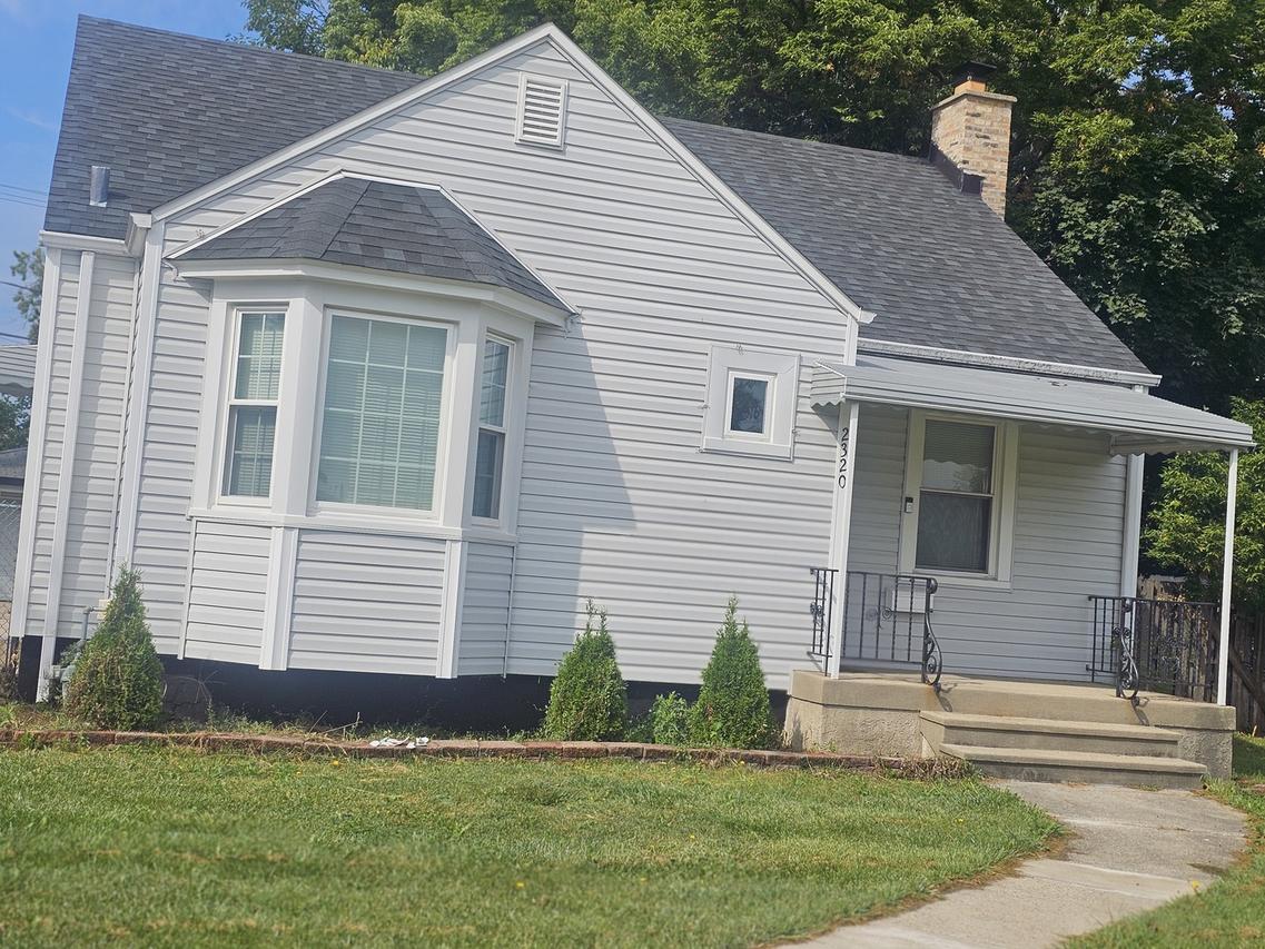 2320 S 9th Ave., Broadview, IL 60155