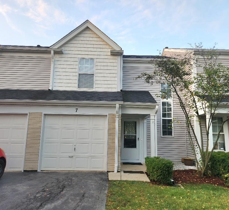 7 Marion Ln., Streamwood, IL 60107