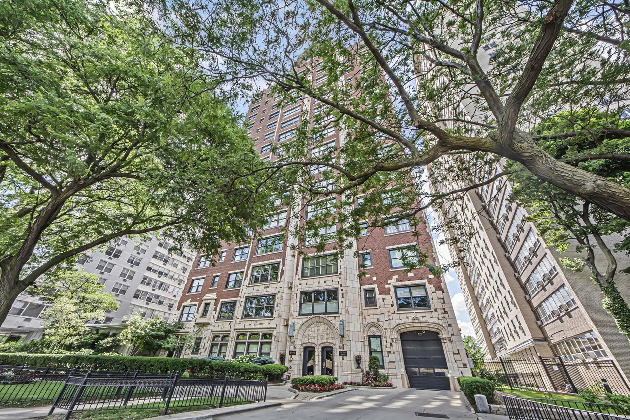 3920 N Lake Shore Dr. #3S, Chicago, IL 60613