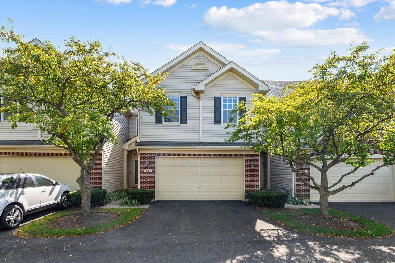 11 Bitter Spring Ct., Algonquin, IL 60102