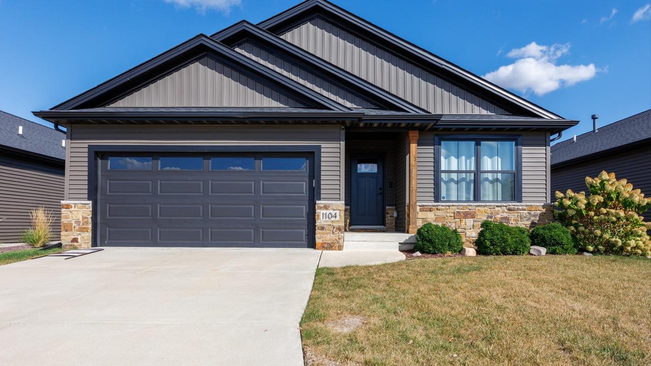 1104 Hershey Rd., Normal, IL 61761