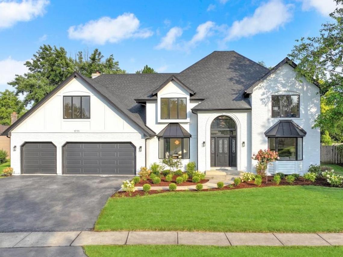 1771 Lucky Debonair Ct., Wheaton, IL 60189