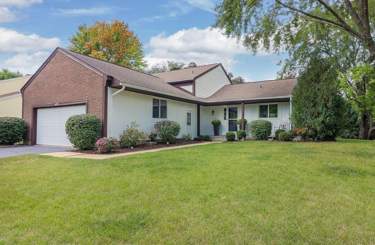 451 Nantucket Rd., Naperville, IL 60565